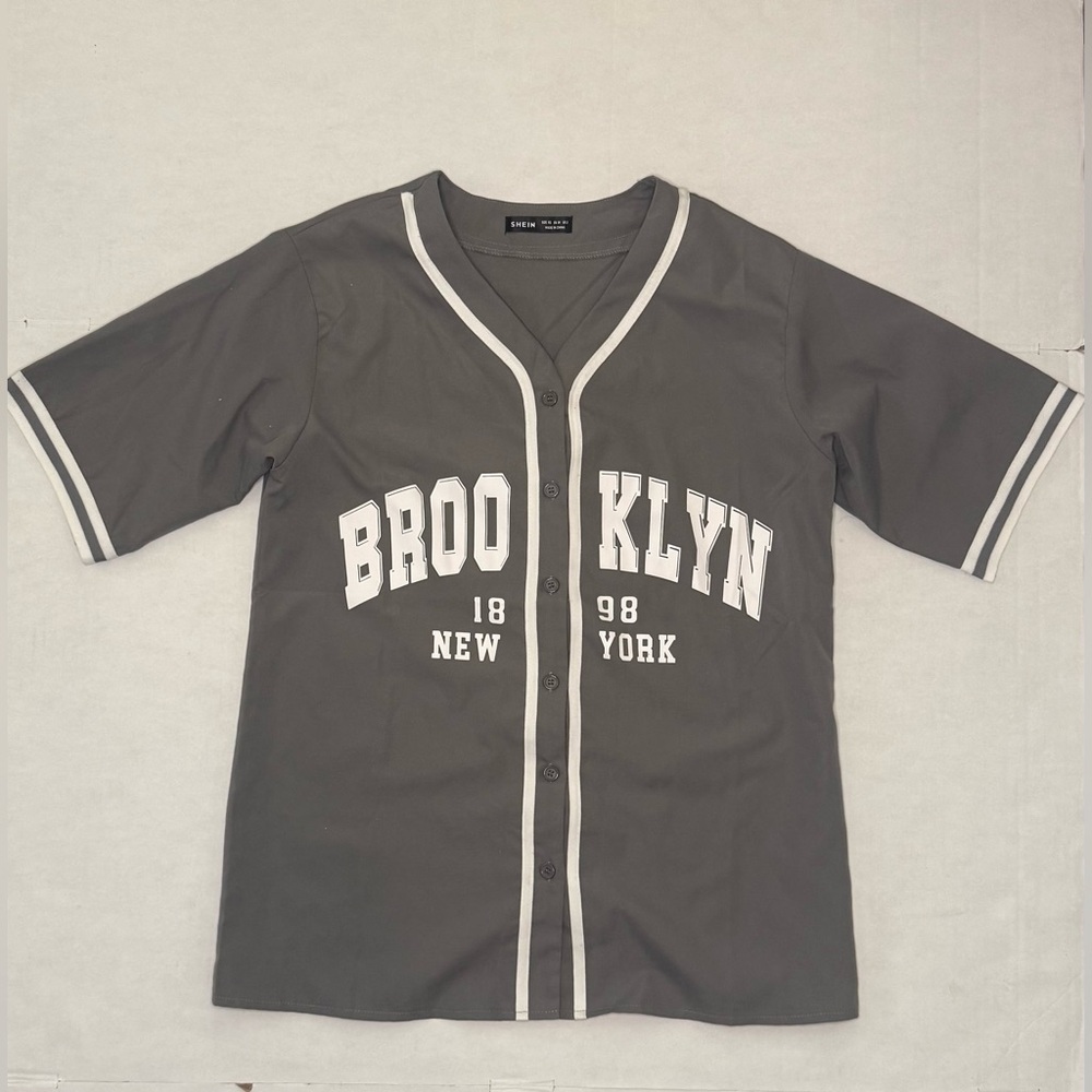 SHEIN Women’s Gray & White Brooklyn Size XS Jersey T-Shirt Rare New York
